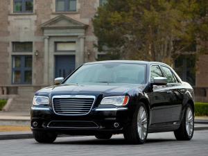 Chrysler 300C 2012 года